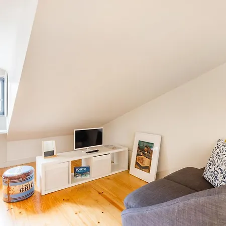 Loft With Mezzanine * 波尔图