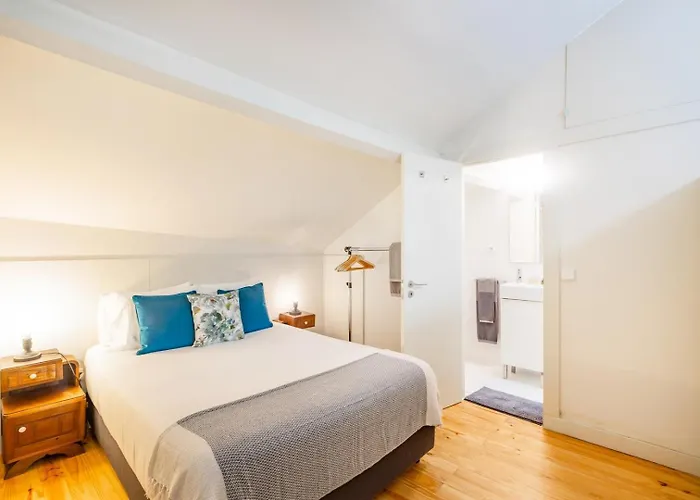 Loft With Mezzanine Lejlighed Porto