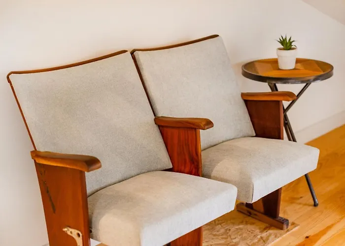 דירה Loft With Mezzanine פורטו