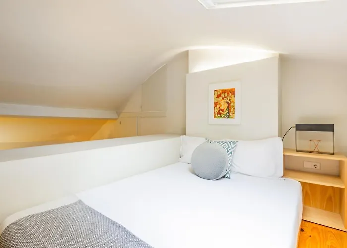 דירה Loft With Mezzanine