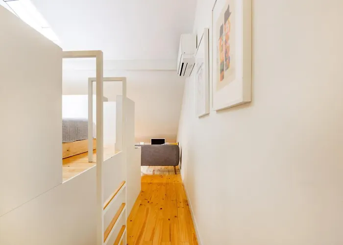 Loft With Mezzanine פורטו